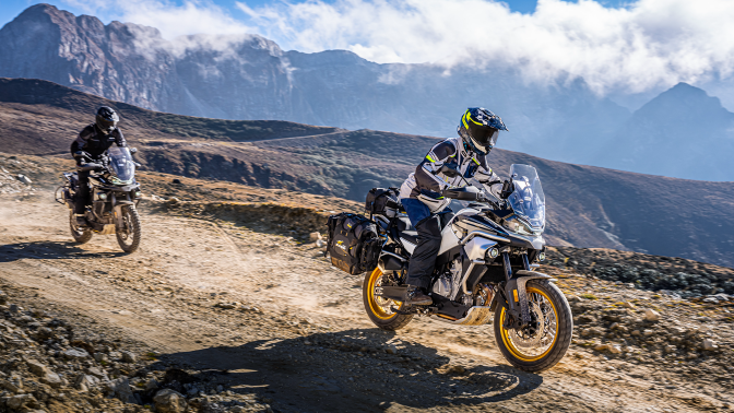 CF Moto 800MT Explorer 2025, ADV Cao Cấp Nhất, Chính Hãng, Giá Tốt tại Cà Mau