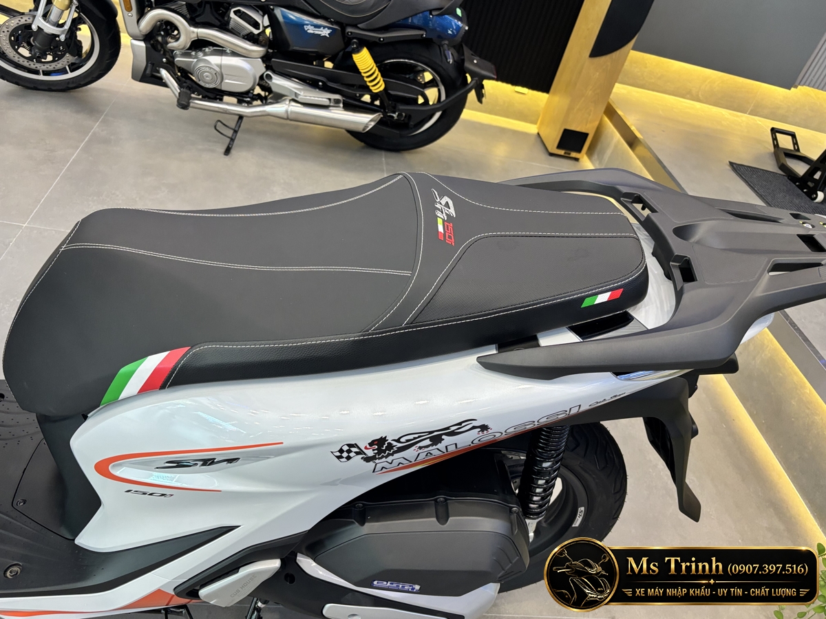 Honda SH150 Ý Malossi 2026 tại Cà Mau - Tem custom thể thao, dáng SH thanh lịch