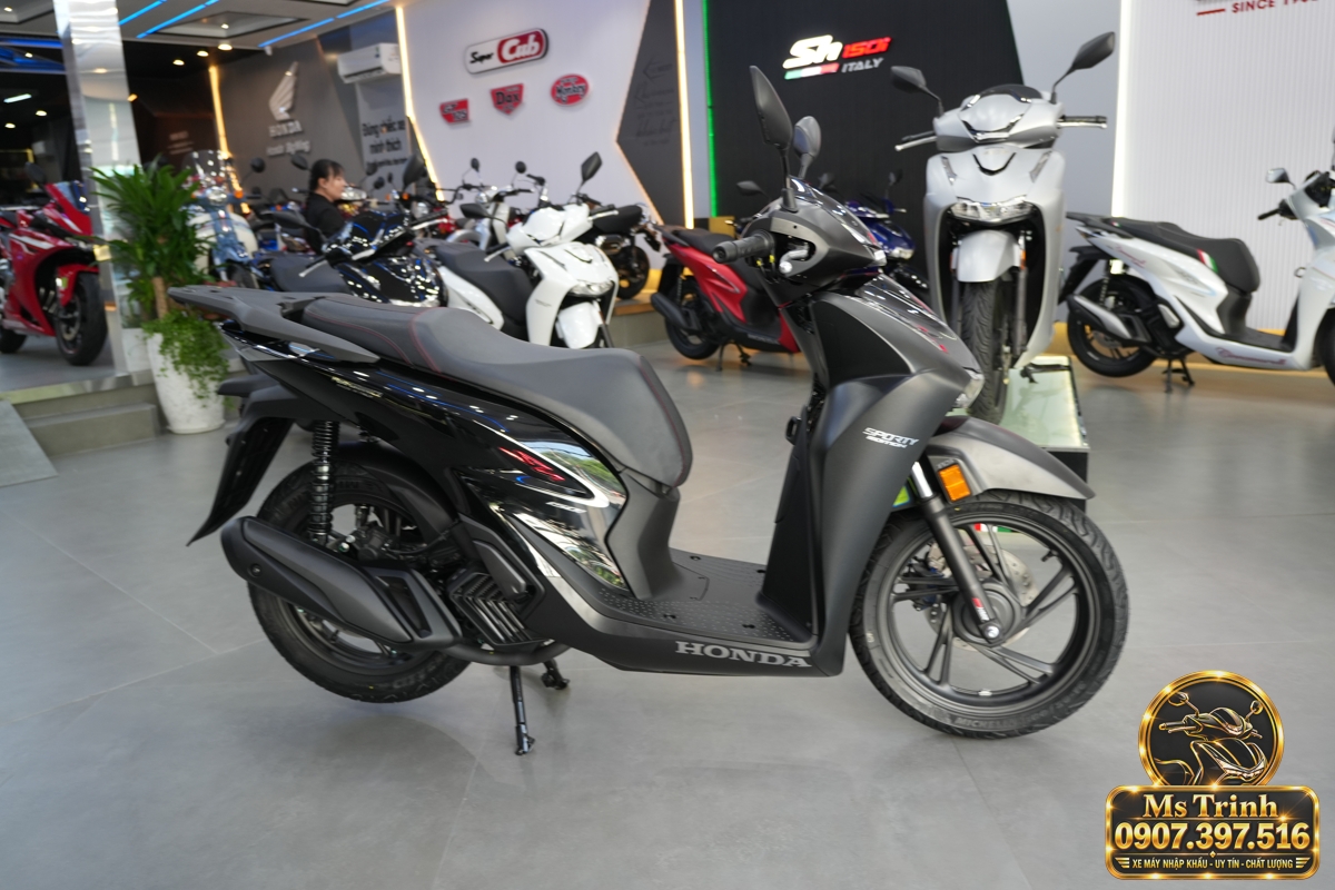 Honda SH150i Ý đen nhám 2027 tại Cà Mau sắc đen lịch lãm giá tốt, chính ngạch