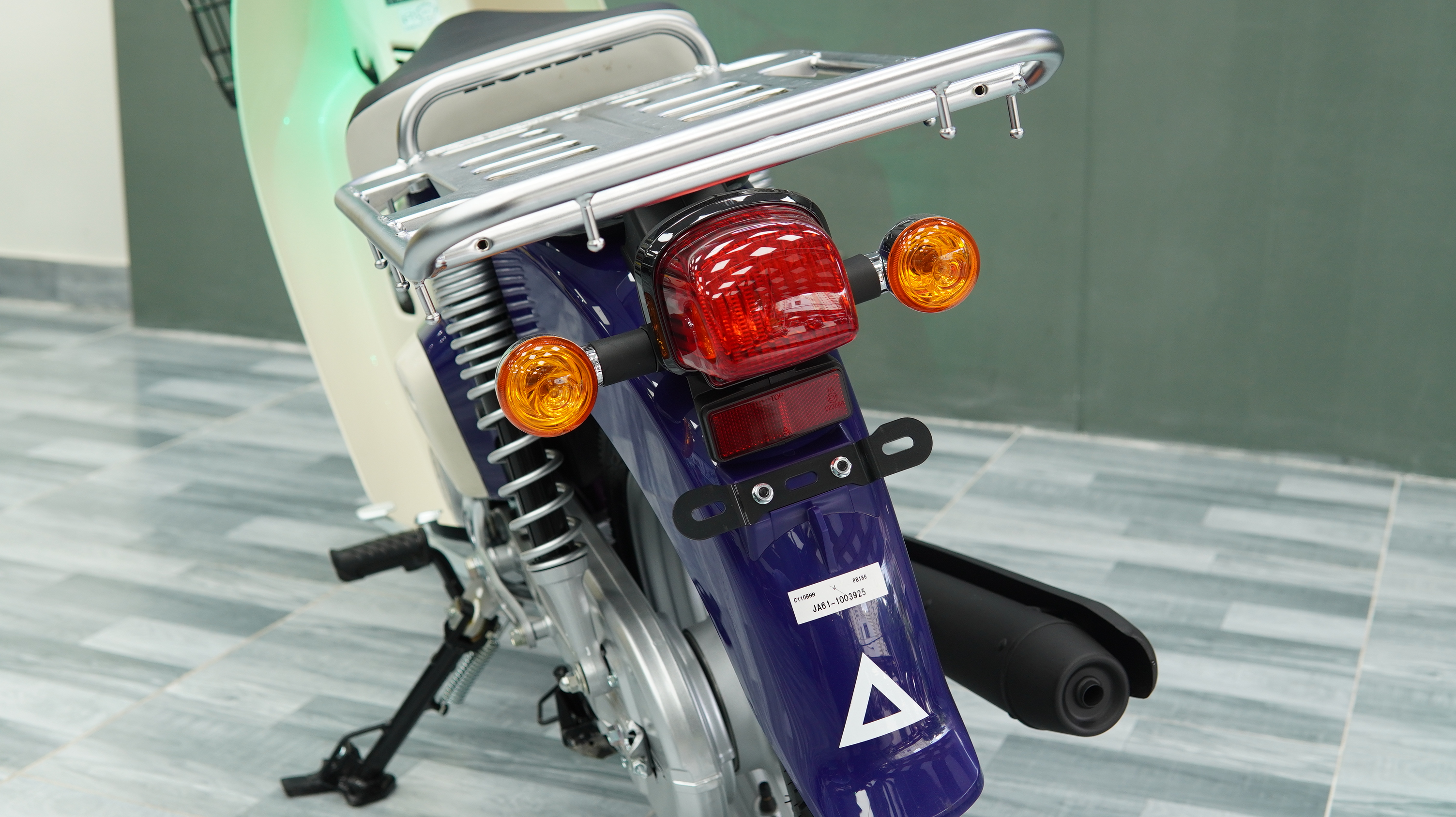 Honda Super Cub 110 Pro ABS 2025, Nhập Khẩu Chính Hãng Từ Nhật tại Cà Mau
