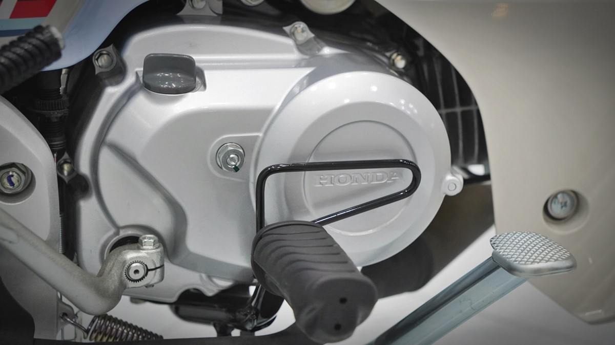 Honda Cub 110 Fujisan bản giới hạn tại Cà Mau - Thiết kế đậm chất Nhật Bản