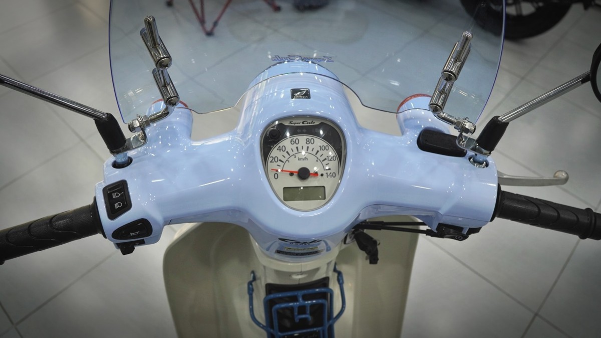 Honda Cub 110 Fujisan bản giới hạn tại Cà Mau - Thiết kế đậm chất Nhật Bản