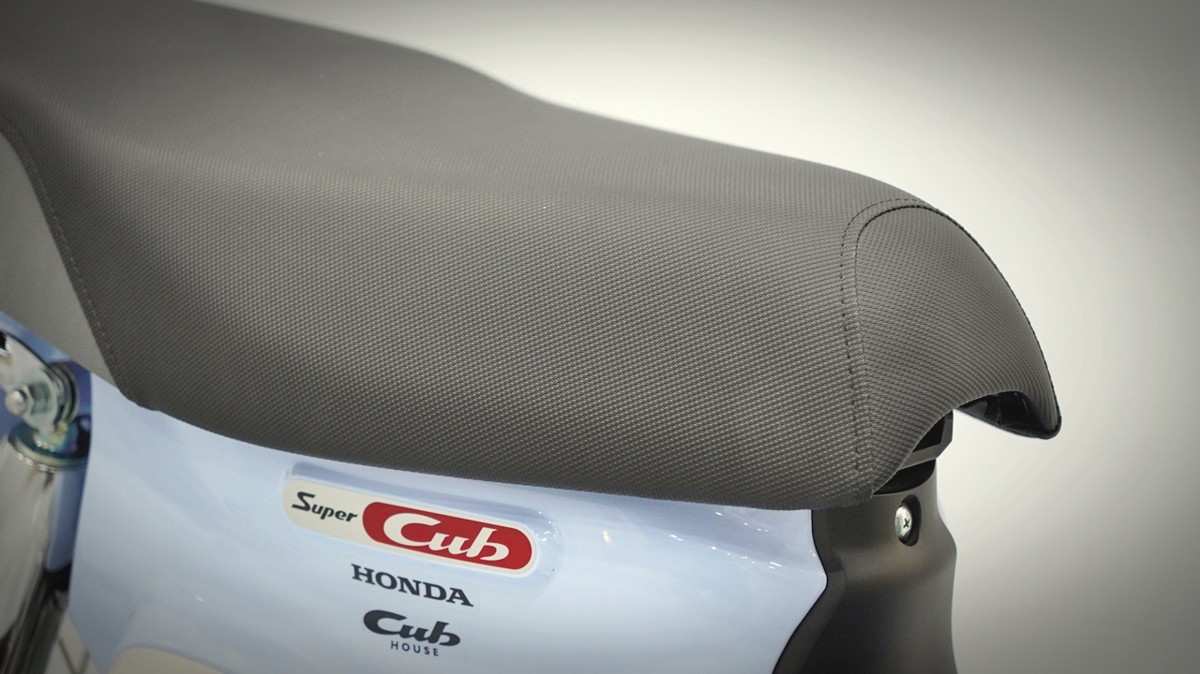 Honda Cub 110 Fujisan bản giới hạn tại Cà Mau - Thiết kế đậm chất Nhật Bản