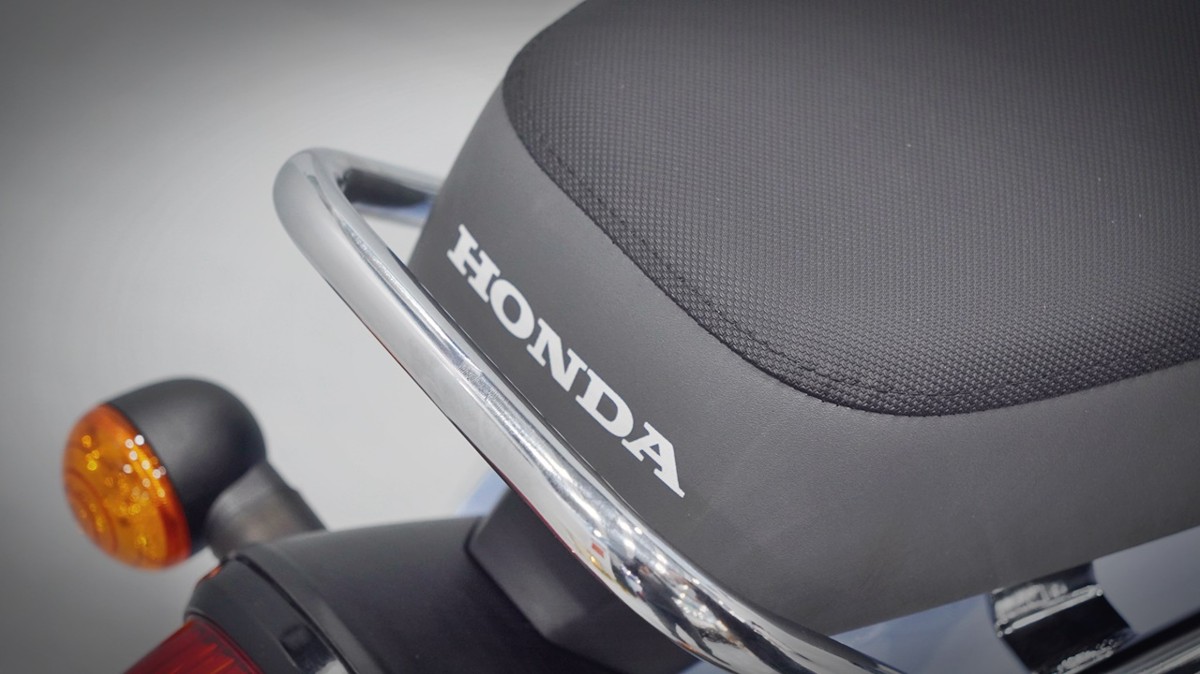 Honda Cub 110 Fujisan bản giới hạn tại Cà Mau - Thiết kế đậm chất Nhật Bản