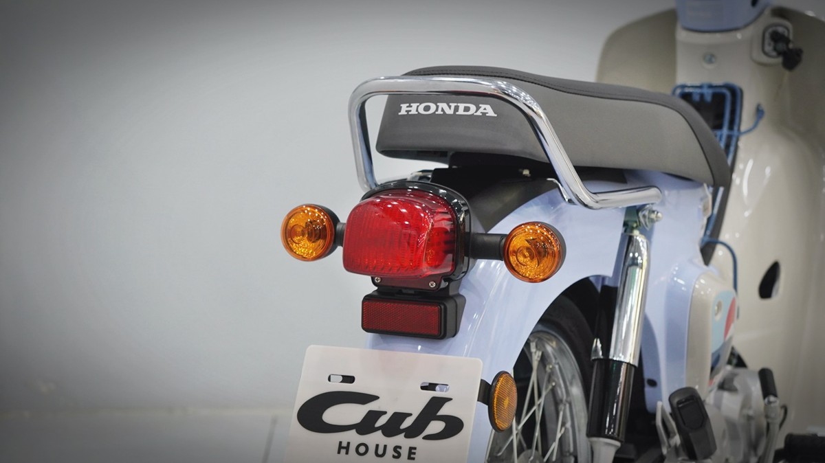 Honda Cub 110 Fujisan bản giới hạn tại Cà Mau - Thiết kế đậm chất Nhật Bản