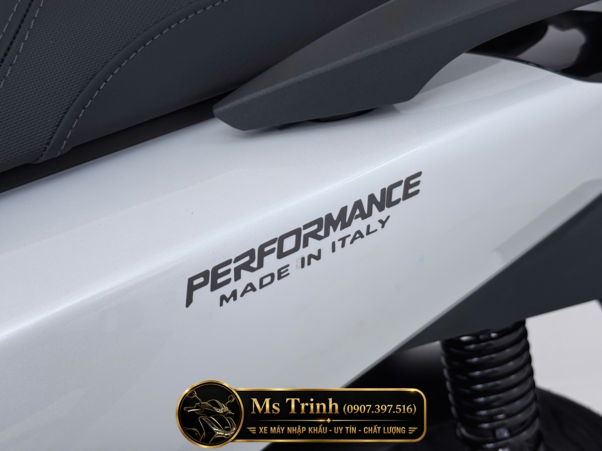 Honda SH150i Special Edition Standard nhập HMR Ý màu trắng tại Cà Mau: Giá trị nằm trong từng chi tiết nguyên bản