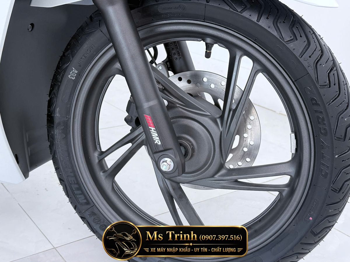 Honda SH150i Special Edition Standard nhập HMR Ý màu trắng tại Cà Mau: Giá trị nằm trong từng chi tiết nguyên bản