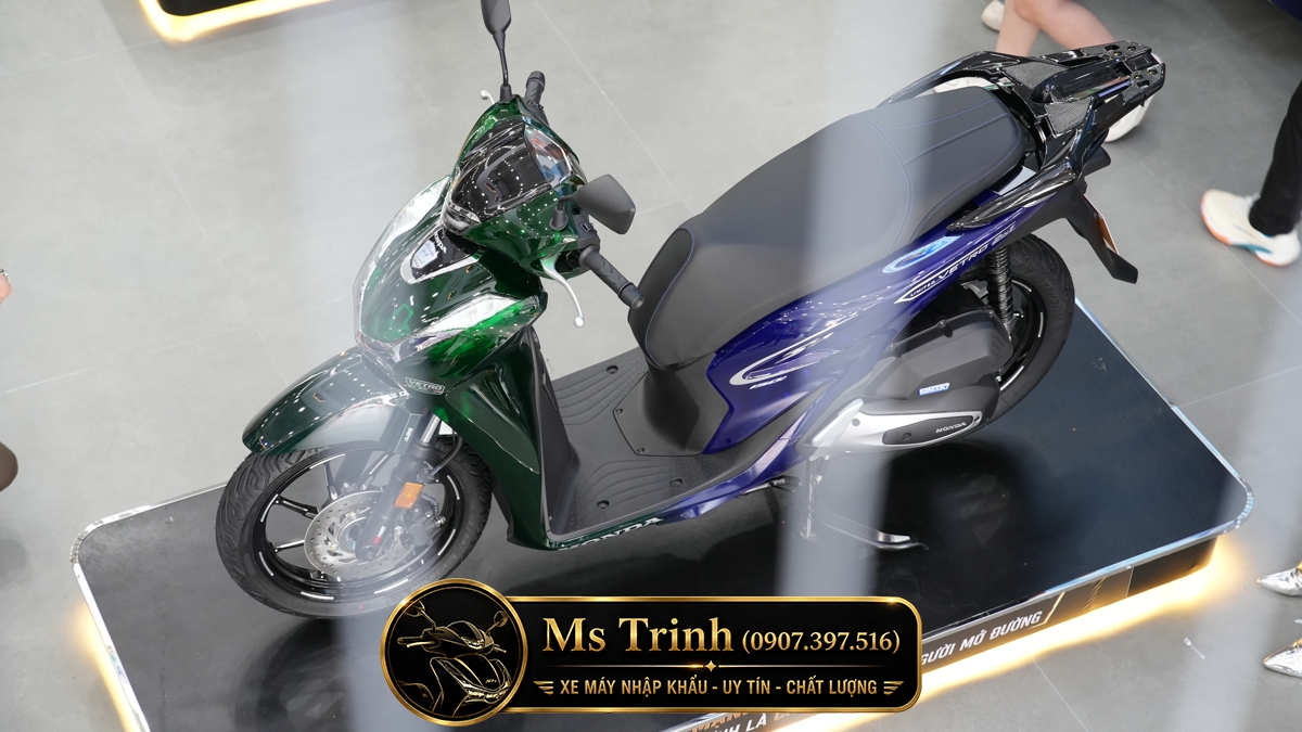 Honda SH150i Vetro Green - Sapphire tại Cà Mau: SH Ý Limited 200 xe