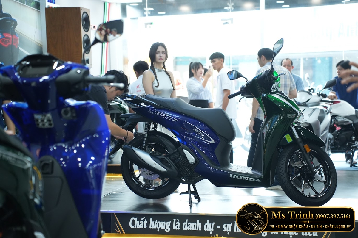 Honda SH150i Vetro Sapphire - Green tại Cà Mau: SH Ý 2 trong 1 giới hạn 200 xe