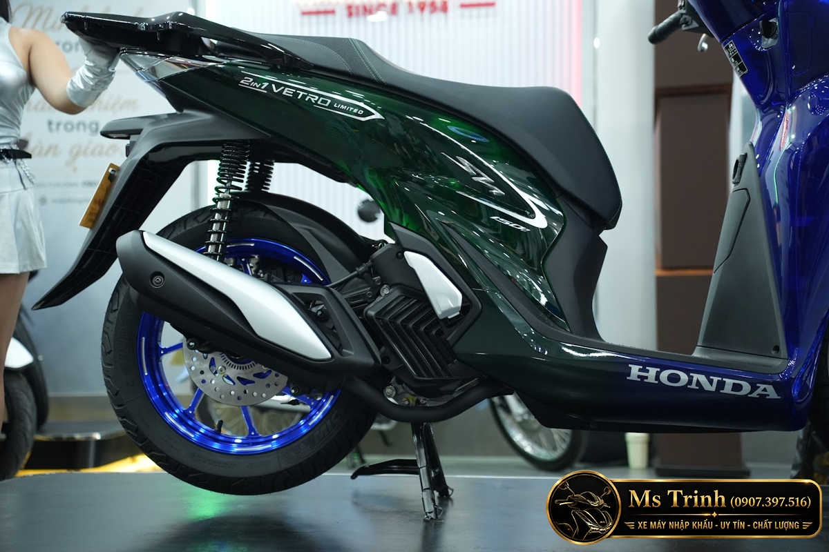 Honda SH150i Vetro Sapphire - Green tại Cà Mau: SH Ý 2 trong 1 giới hạn 200 xe