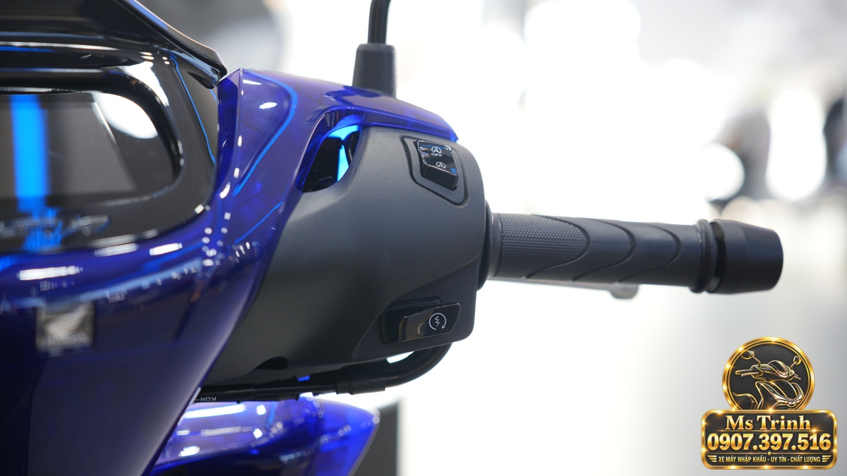 Honda SH150 Vetro Blue 2027 tại Cà Mau - Xanh Sapphire trong suốt, nhập Ý sang trọng
