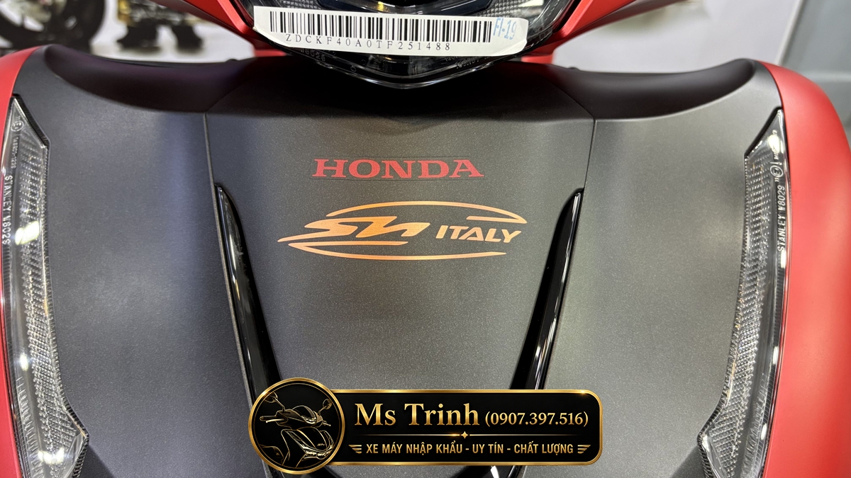 Honda SH150 Ý 2026 màu đỏ Sporty New Concept tại Cà Mau: Giá trị khác biệt của một chiếc SH nhập khẩu