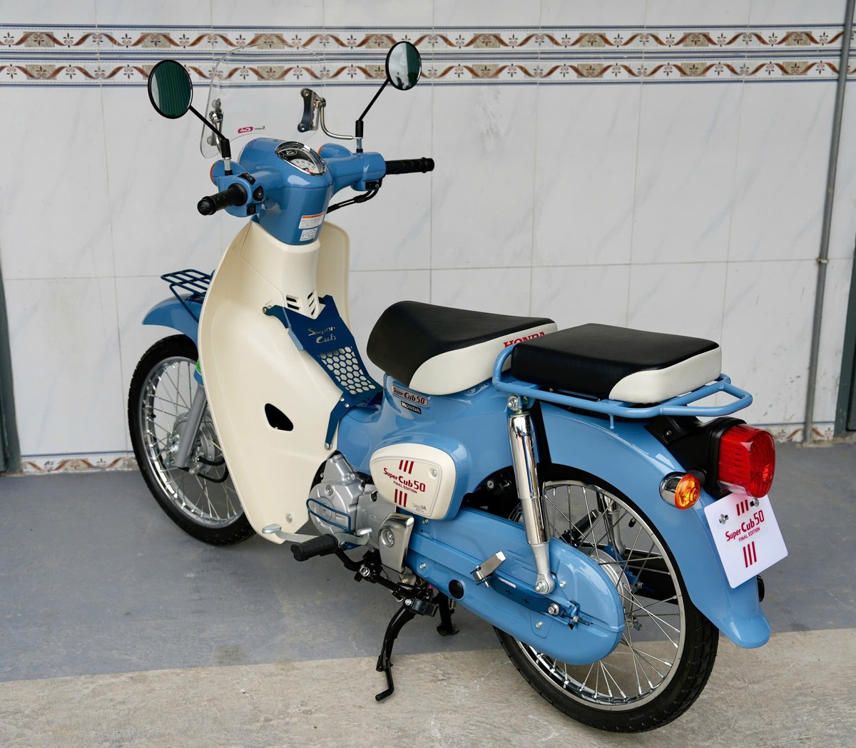 Honda Super Cub 50 Final Edition Custom Japan tại Cà Mau - Phiên bản sưu tầm hiếm