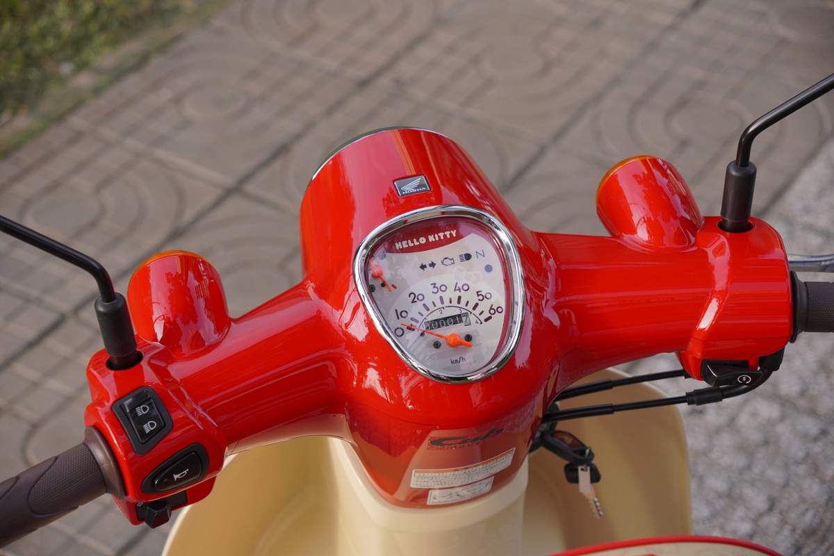 Honda Super Cub 50cc Hello Kitty Edition, Made In Japan, Hàng Hiếm tại Cà Mau
