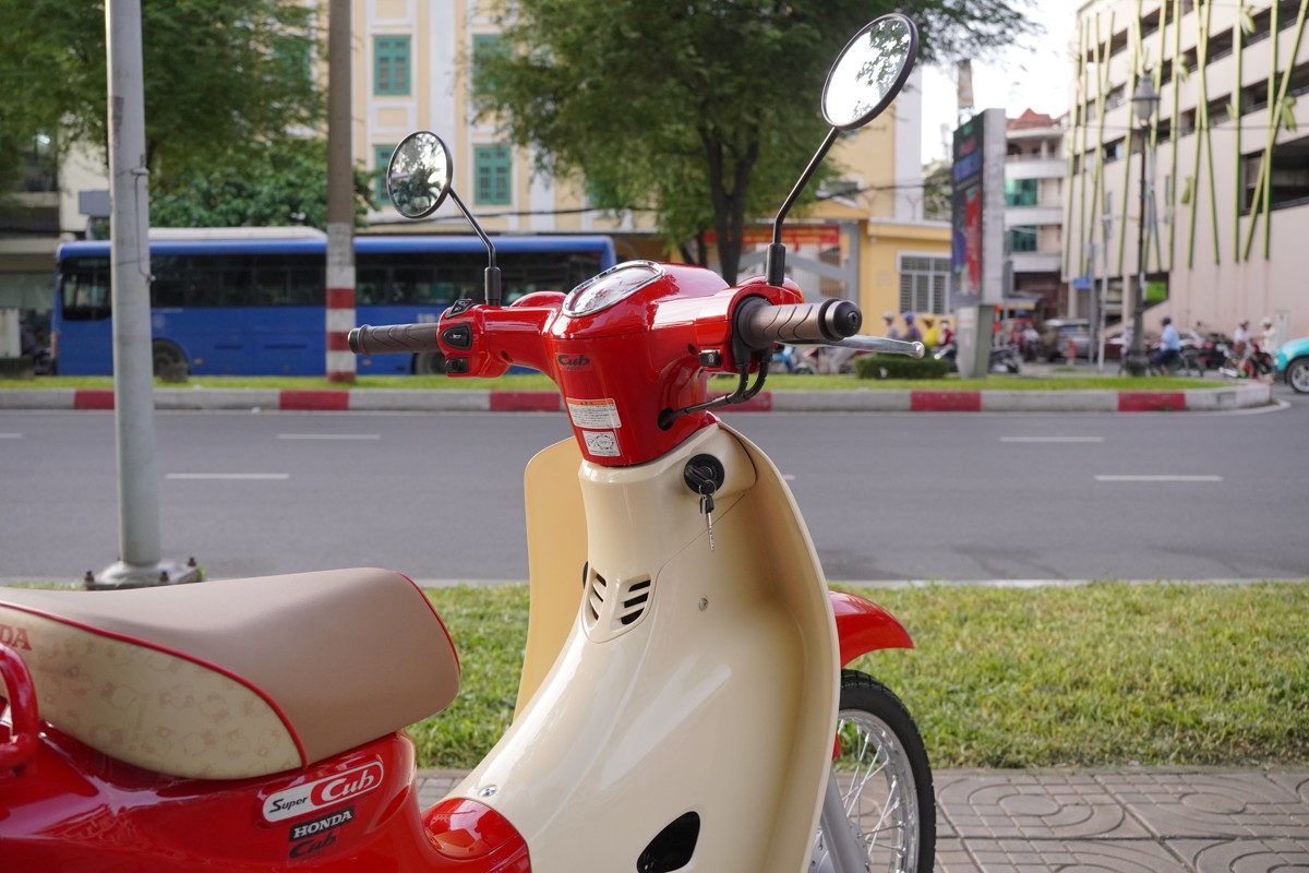 Honda Super Cub 50cc Hello Kitty Edition, Made In Japan, Hàng Hiếm tại Cà Mau