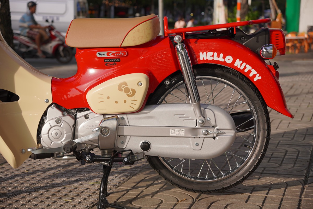 Honda Super Cub 50cc Hello Kitty Edition, Made In Japan, Hàng Hiếm tại Cà Mau