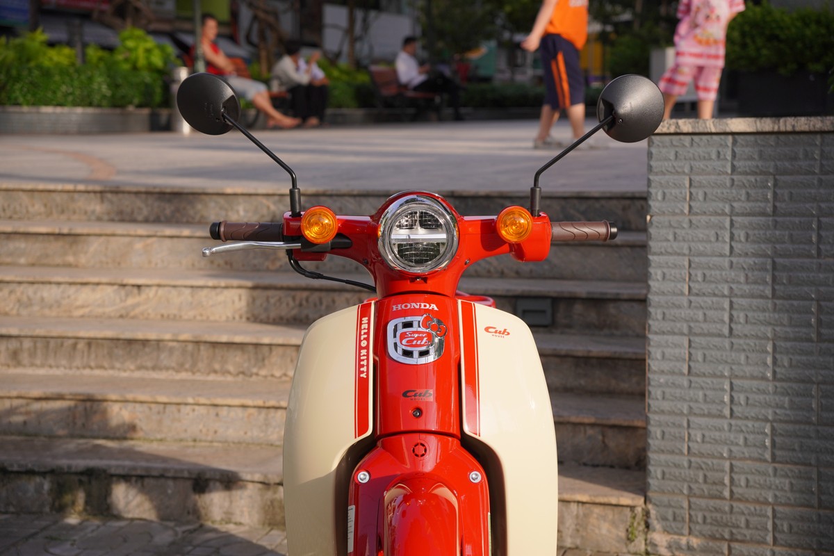 Honda Super Cub 50cc Hello Kitty Edition, Made In Japan, Hàng Hiếm tại Cà Mau