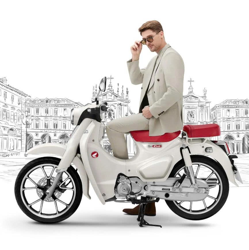 Honda Super Cub 125 Custom Edition Thái Lan 2025 màu trắng tại Cà Mau