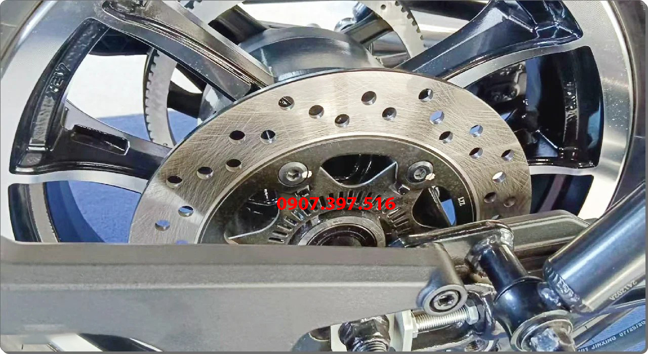 Hyosung GV350X tại Cà Mau - Cruiser 350cc Phong Cách Mỹ Cơ Bắp, Cá Tính