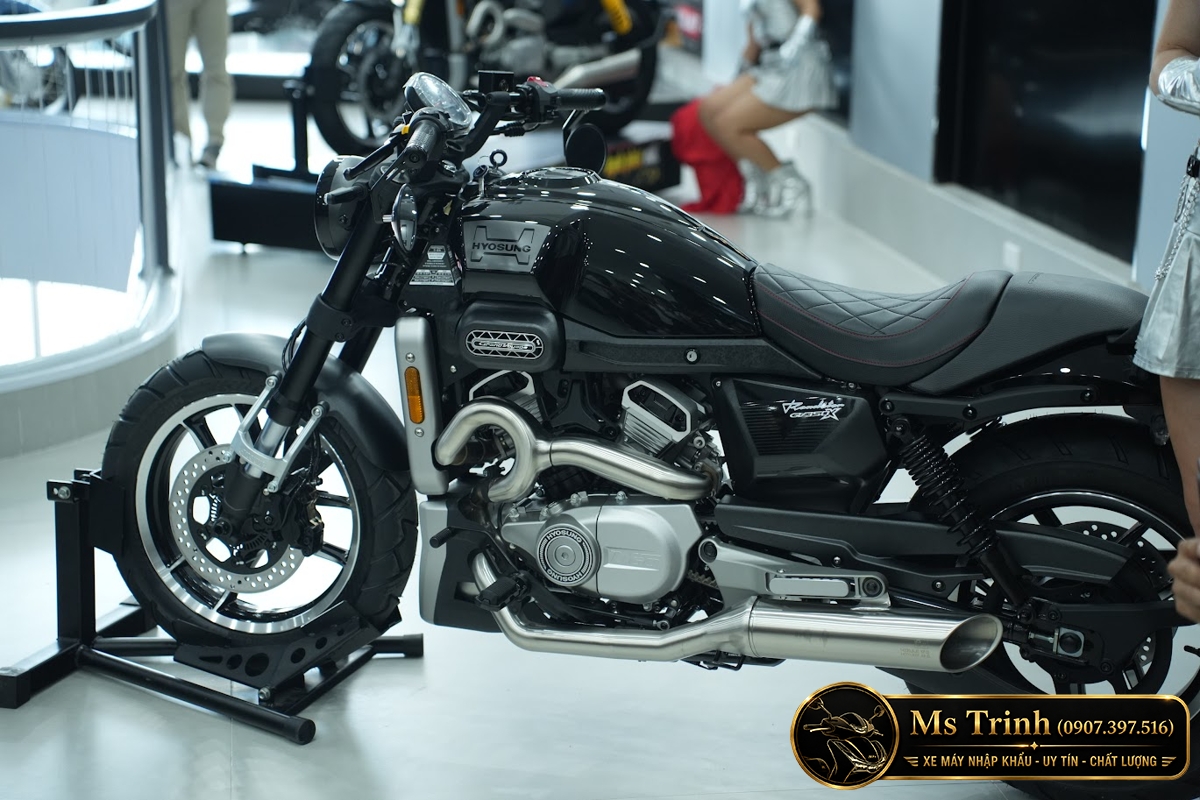 Hyosung GV350X tại Cà Mau - Cruiser 350cc Phong Cách Mỹ Cơ Bắp, Cá Tính