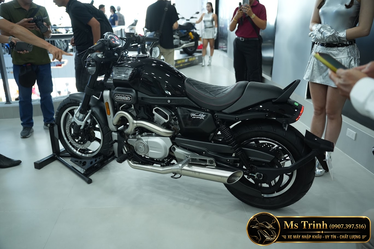 Hyosung GV350X tại Cà Mau - Cruiser 350cc Phong Cách Mỹ Cơ Bắp, Cá Tính