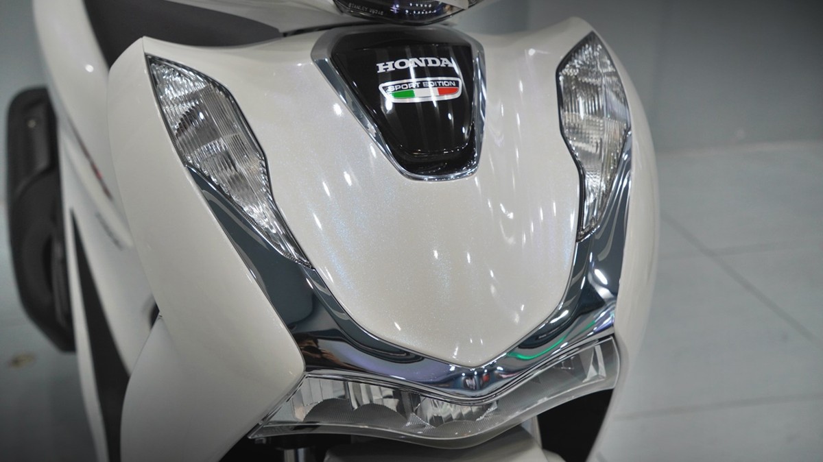 Honda SH150 trắng pha lê nhập Ý 2026 tại Cà Mau - Sport Edition chính ngạch, chuẩn chất Ý