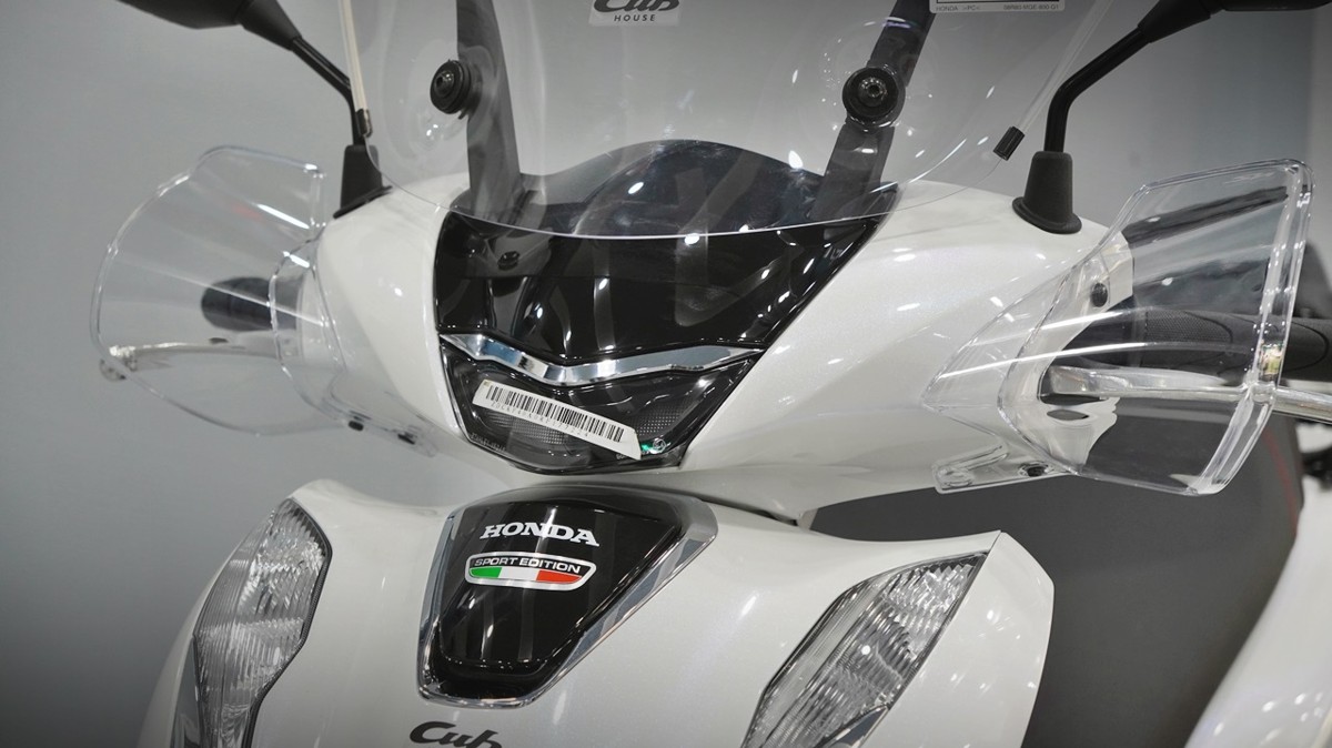 Honda SH150 trắng pha lê nhập Ý 2026 tại Cà Mau - Sport Edition chính ngạch, chuẩn chất Ý