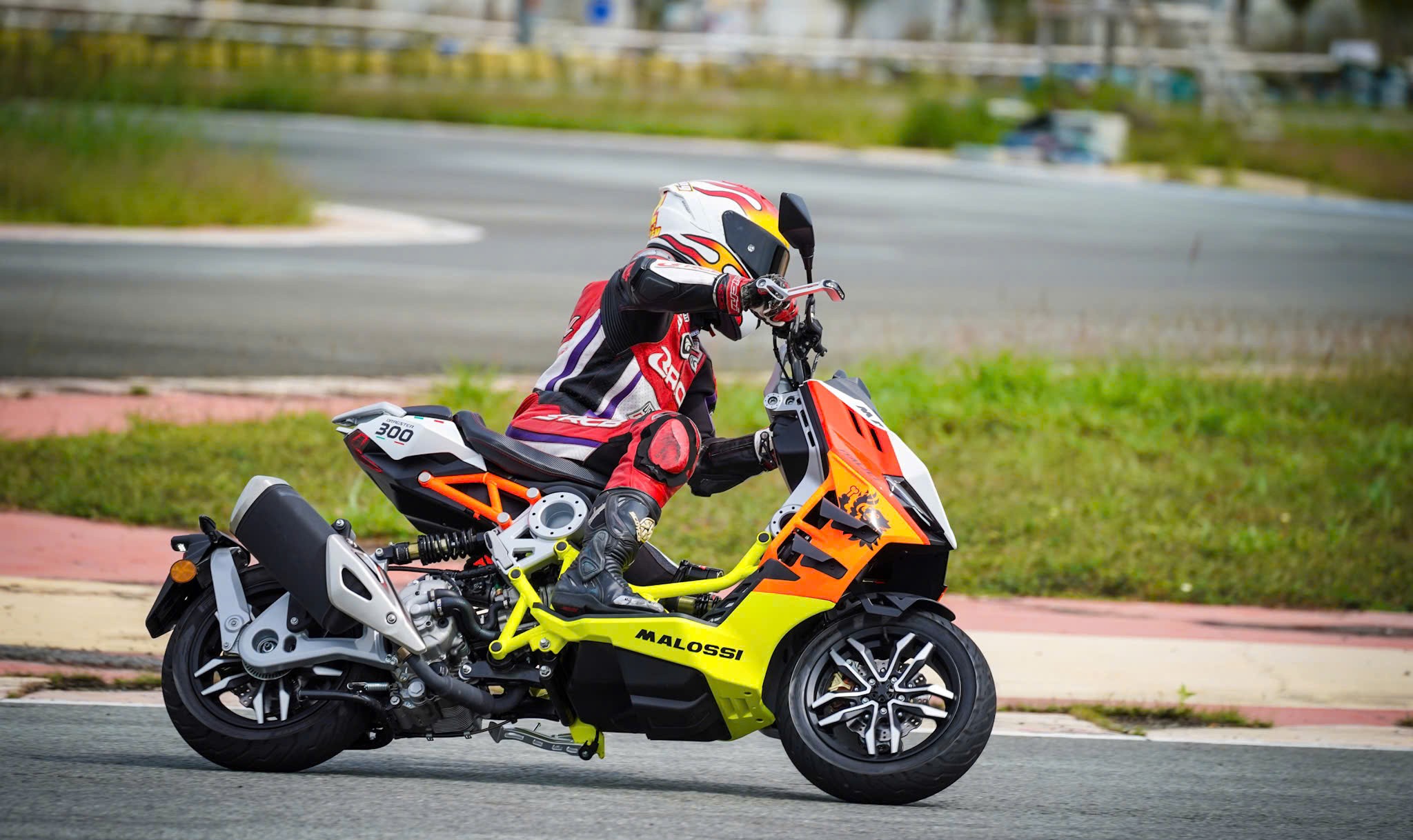 Italjet Dragster 300 Malossi, Xe Tay Ga Đua Nội Thành Thương Hiệu Italy tại Cà Mau