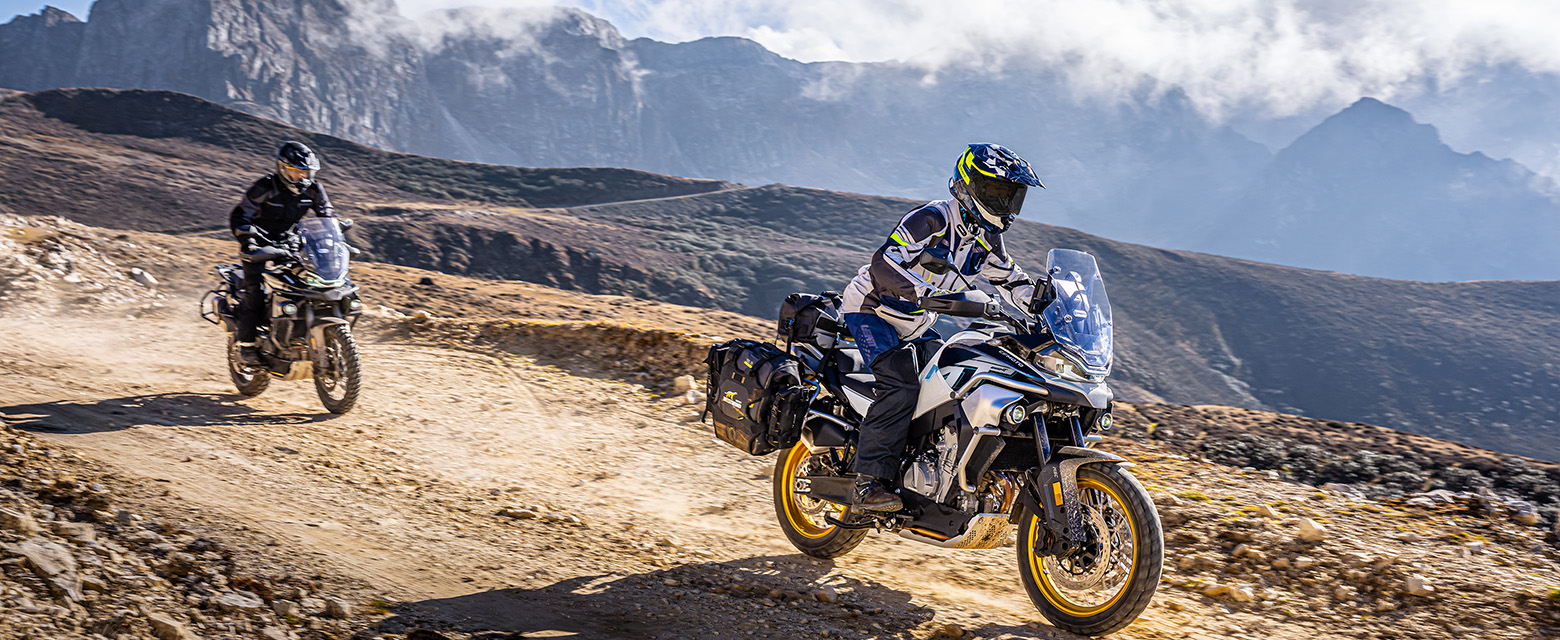 CF Moto 800MT Explorer 2025, ADV Cao Cấp Nhất, Chính Hãng, Giá Tốt tại Cà Mau