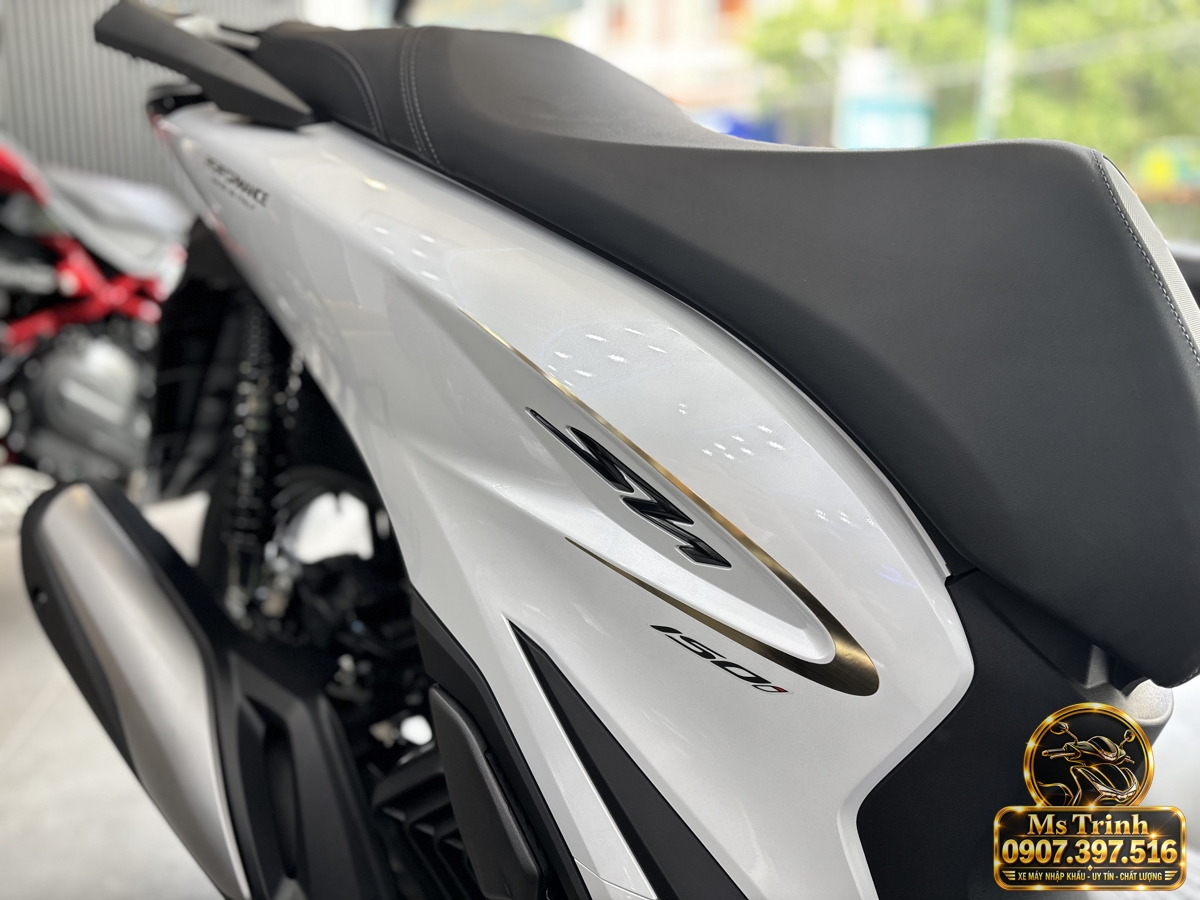 SH150i Ý 2027 màu trắng tại Cà Mau - Nhập khẩu nguyên chiếc, thiết kế sang trọng, giá tốt