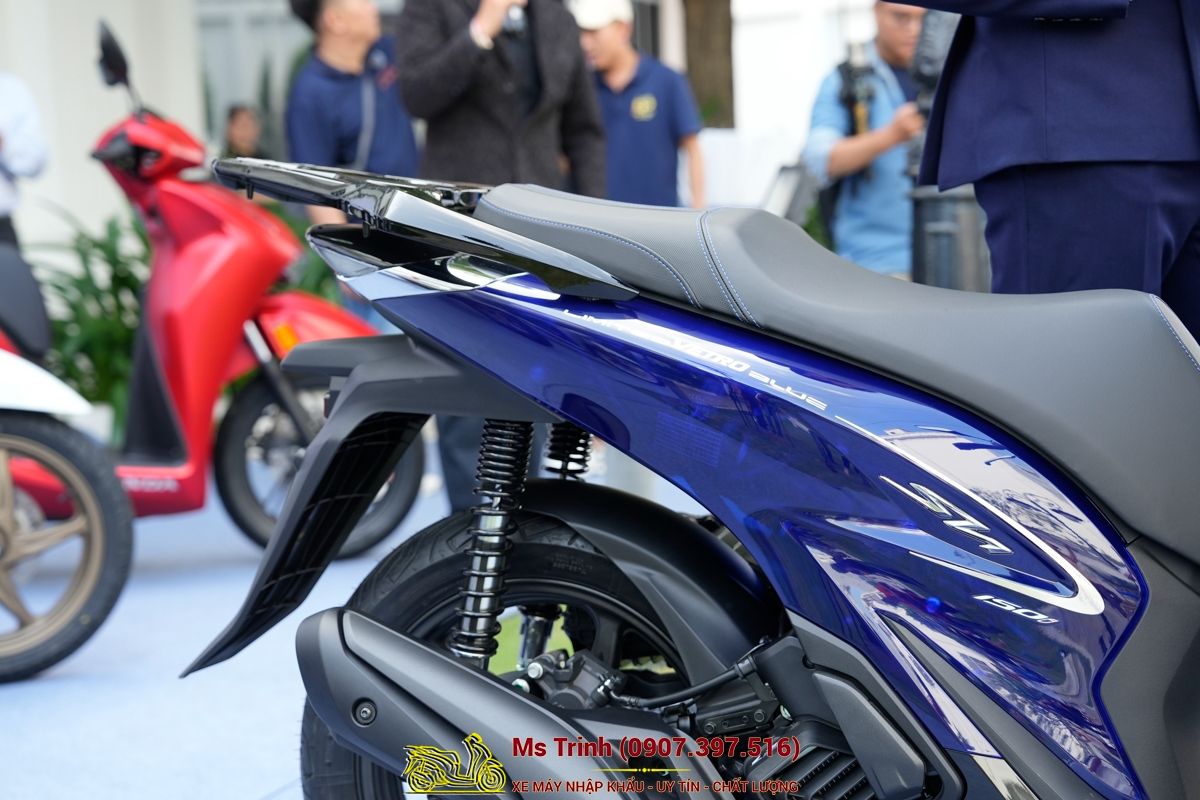 Honda SH150 Vetro Blue 2026 Limited Edition - Siêu phẩm SH Ý dàn áo xanh trong suốt cực hiếm tại Cà Mau