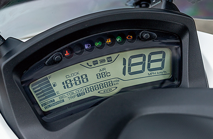 Yamaha Tricity 155 2025, Tay Ga bánh Kép Độc Đáo, Lần Đầu Tiên Có Tại Cà Mau
