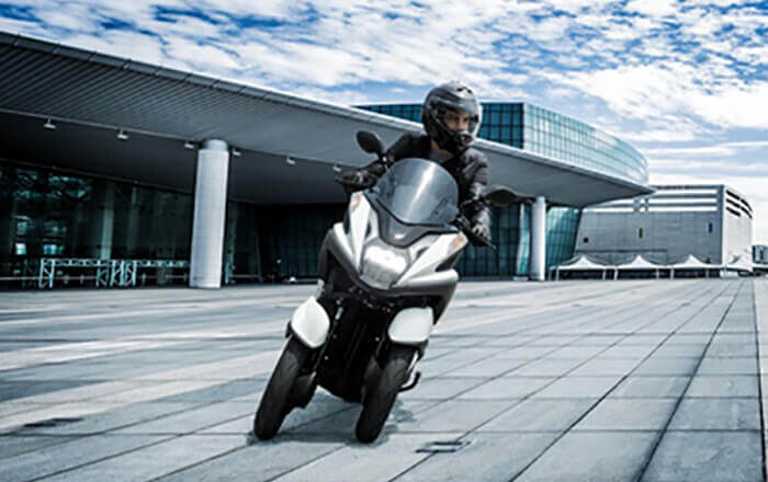 Yamaha Tricity 155 2025, Tay Ga bánh Kép Độc Đáo, Lần Đầu Tiên Có Tại Cà Mau
