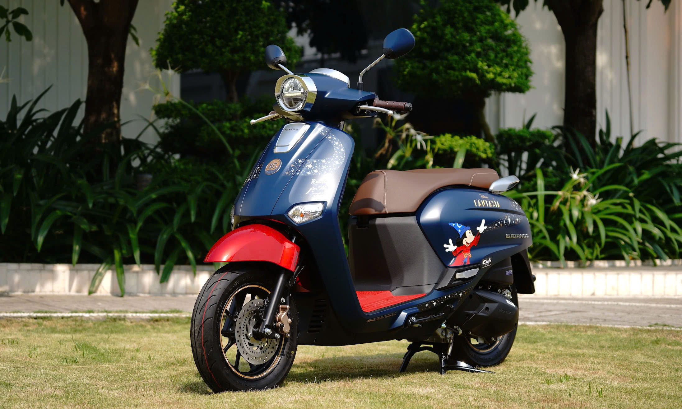 Honda Giorno+ Disney Fantasia 85, Bản Giới Hạn 2.000 xe tại Cà Mau